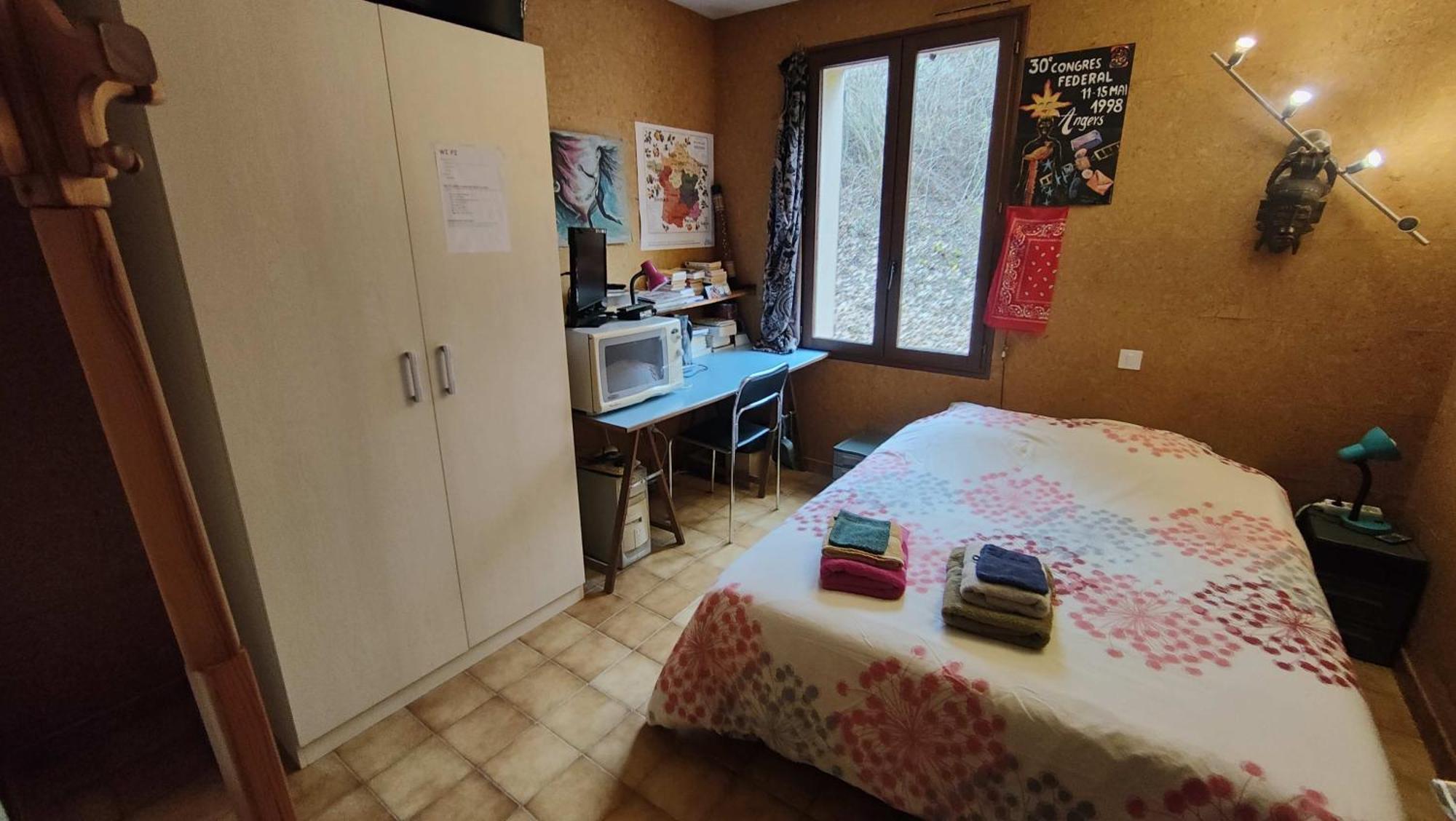 Chambre Dans Villa Le Chaffaut-Saint-Jurson Екстериор снимка